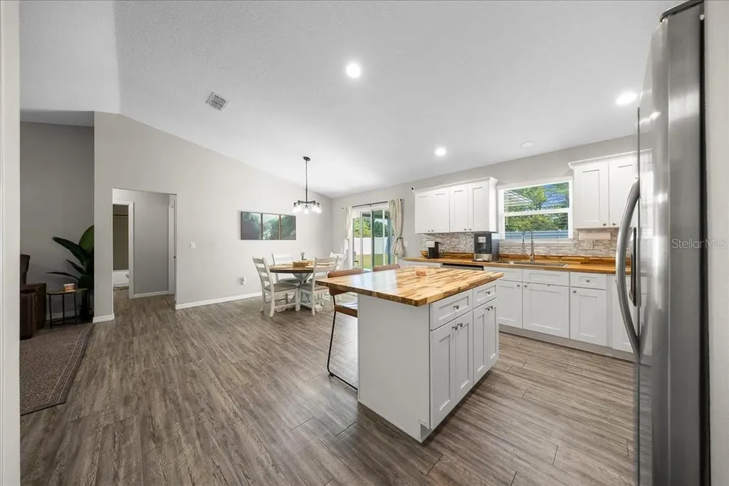13 Teak Loop Place Ocala FL 34472