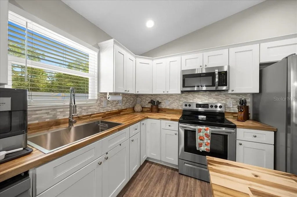 13 Teak Loop Place Ocala FL 34472