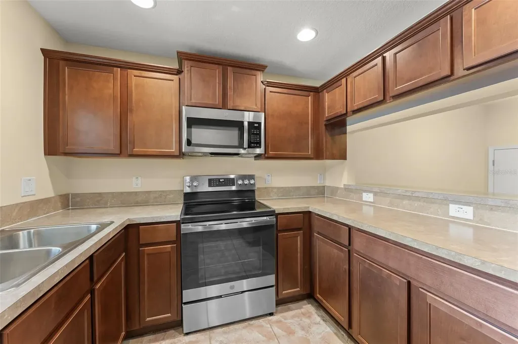 348 Carina Circle Sanford FL 32773