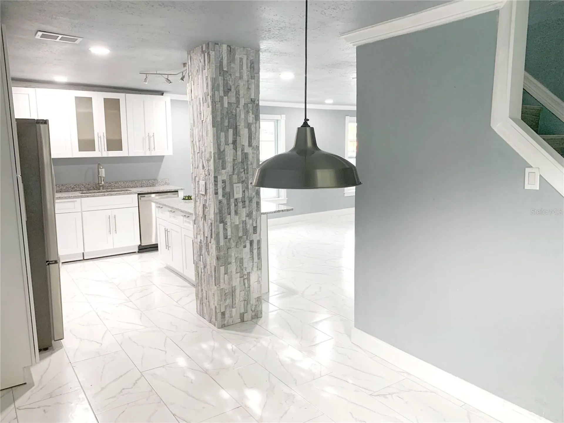 3427 16th Avenue S St Petersburg FL 33711