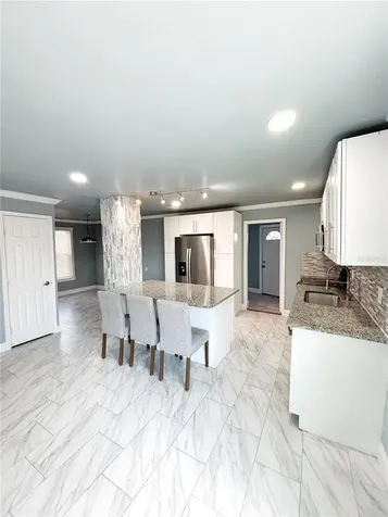 3427 16th Avenue S St Petersburg FL 33711