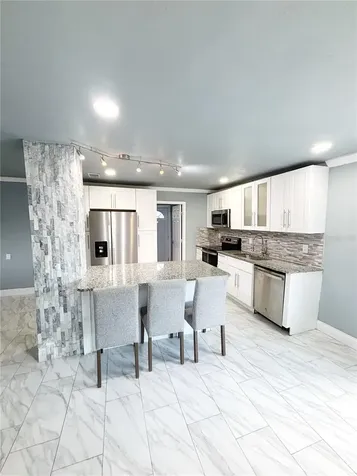 3427 16th Avenue S St Petersburg FL 33711