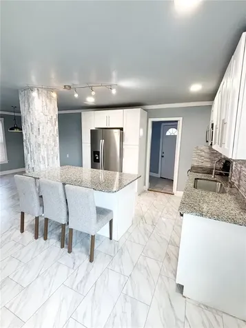 3427 16th Avenue S St Petersburg FL 33711