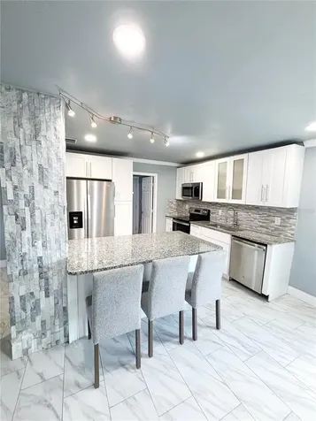 3427 16th Avenue S St Petersburg FL 33711