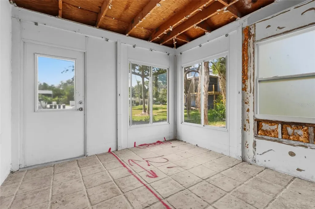 1613 Idle Lane Sarasota FL 34231