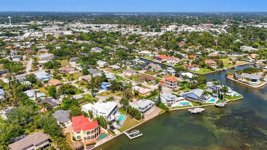 1613 Idle Lane Sarasota FL 34231