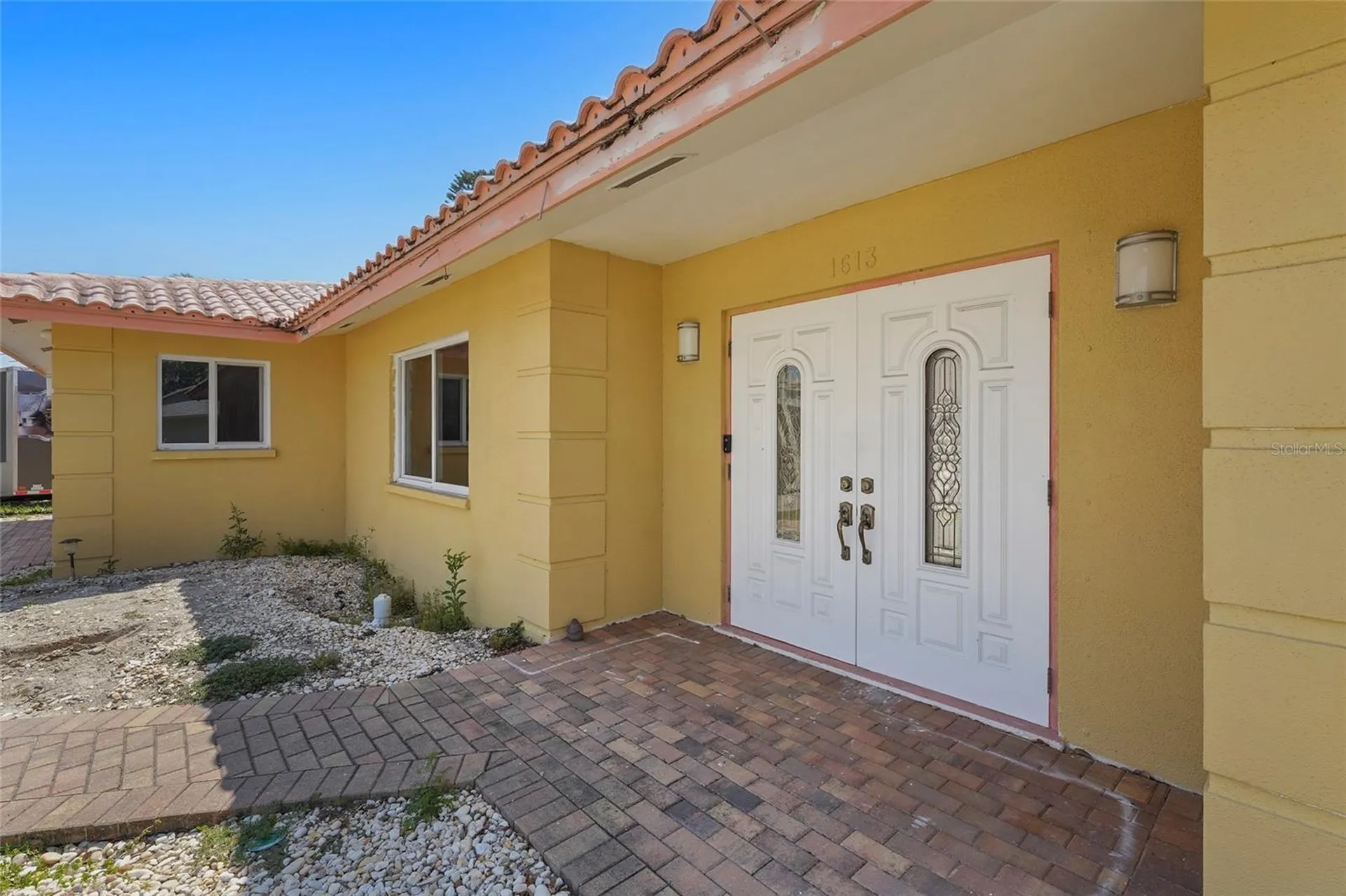 1613 Idle Lane Sarasota FL 34231