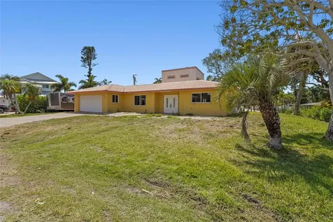 1613 Idle Lane Sarasota FL 34231