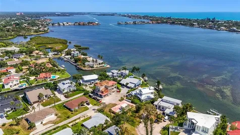 1613 Idle Lane Sarasota FL 34231