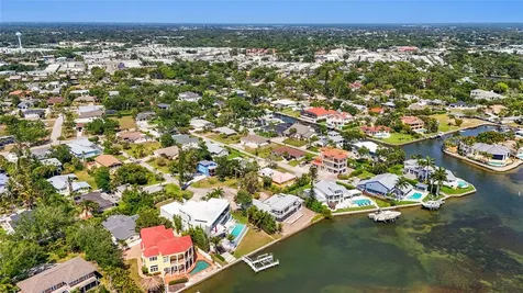 1613 Idle Lane Sarasota FL 34231