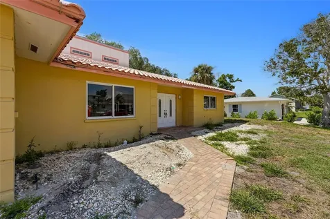 1613 Idle Lane Sarasota FL 34231