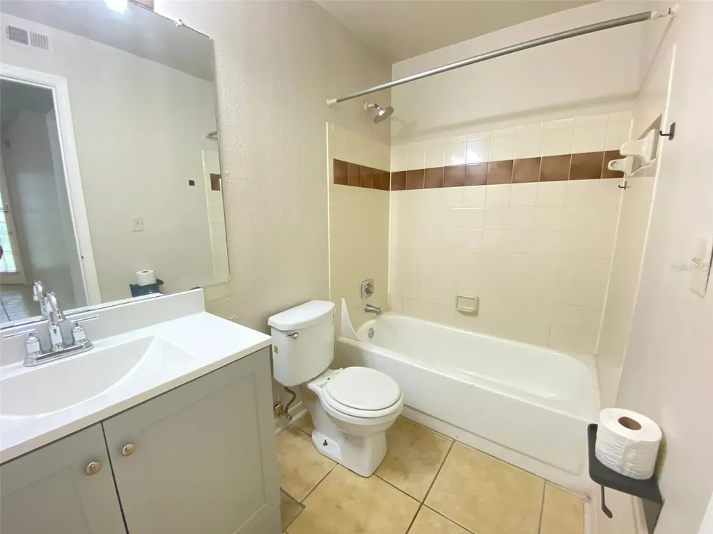 6100 Westgate Drive Orlando FL 32835