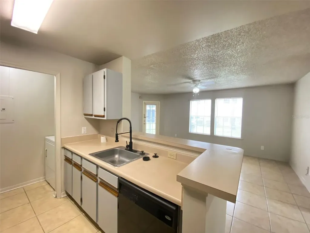 6100 Westgate Drive Orlando FL 32835