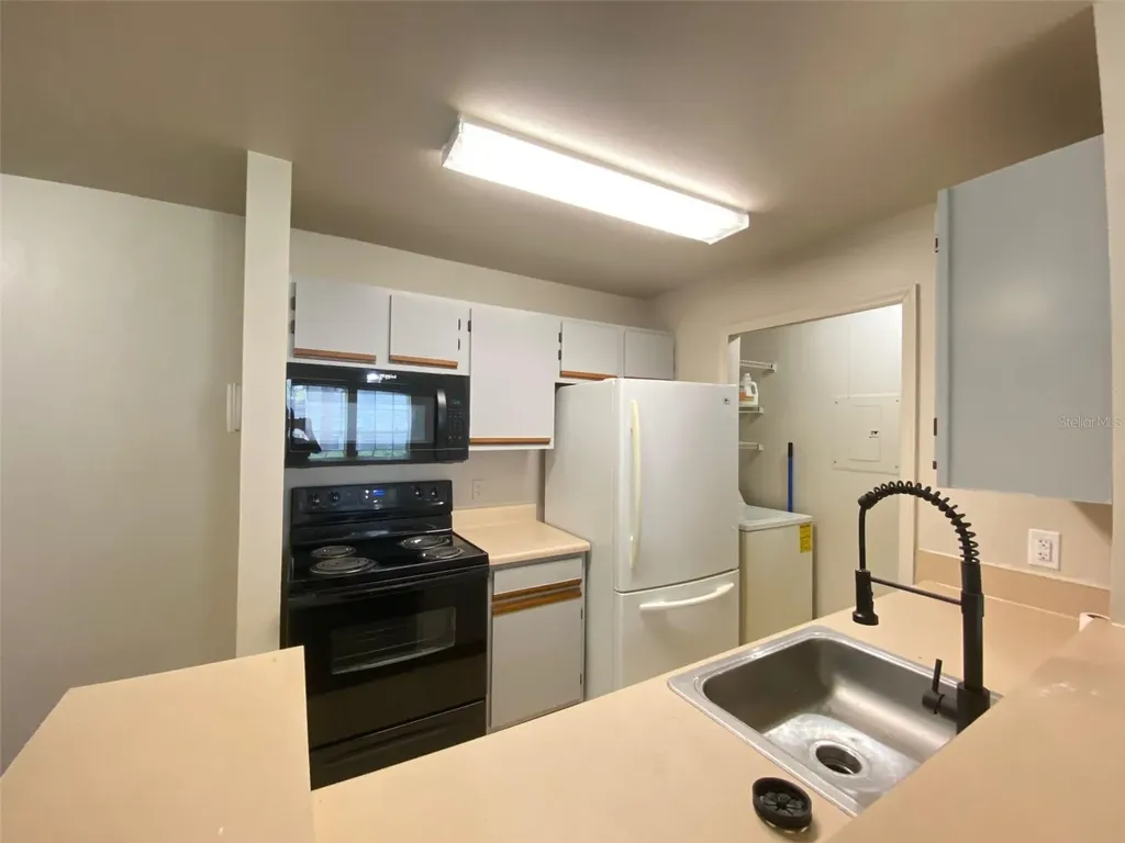 6100 Westgate Drive Orlando FL 32835