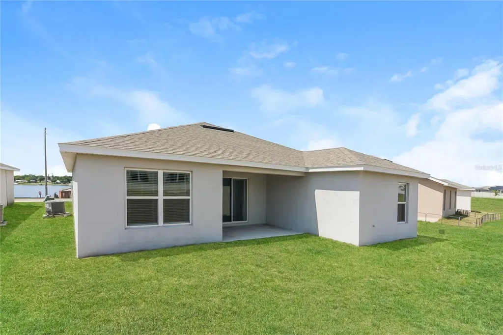 1373 Lucerne Loop Road NE Winter Haven FL 33881