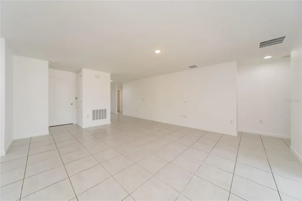 1373 Lucerne Loop Road NE Winter Haven FL 33881