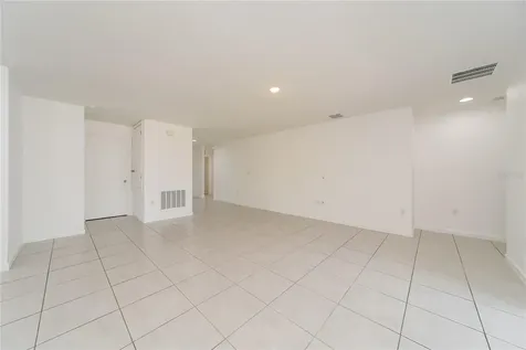 1373 Lucerne Loop Road NE Winter Haven FL 33881