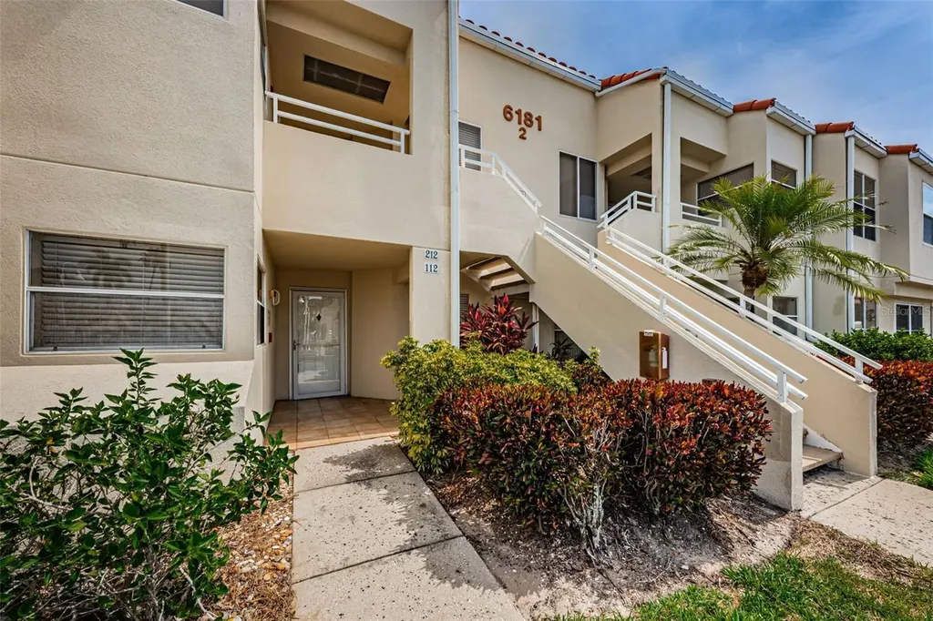 6181 Bahia Del Mar Boulevard St Petersburg FL 33715