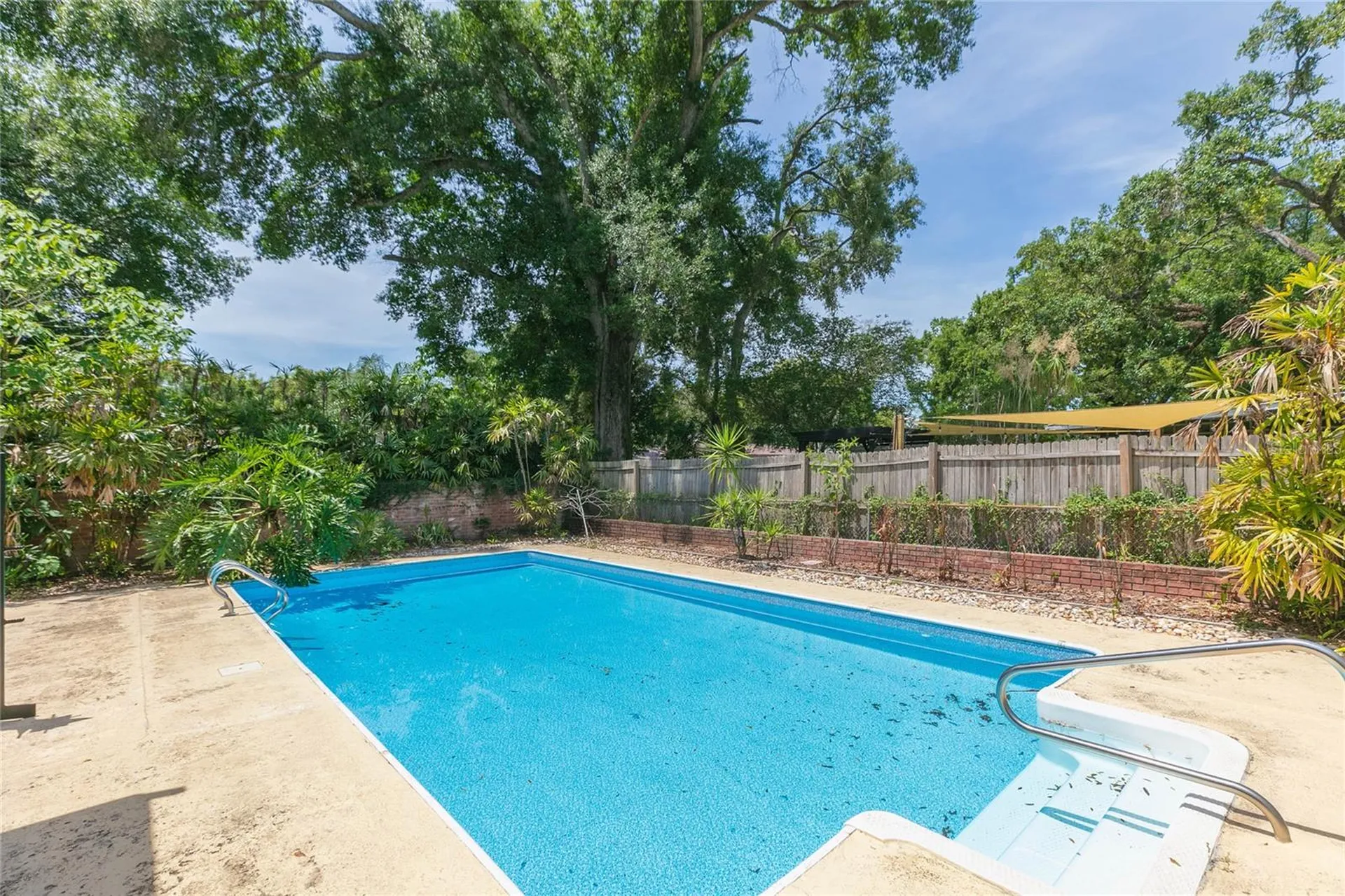 1219 E Flora Street Tampa FL 33604