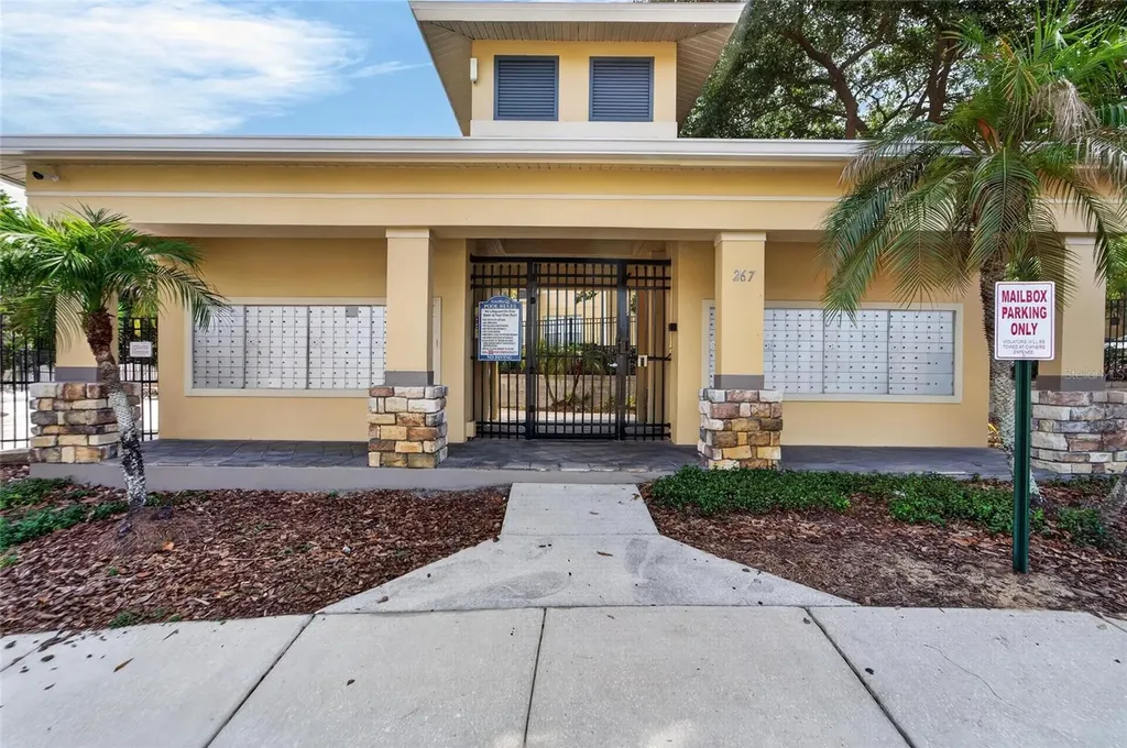 203 Penmark Stone Place Valrico FL 33594