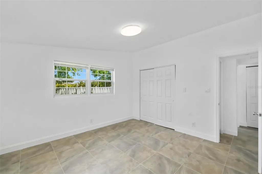 3325 W Shell Point Road Ruskin FL 33570