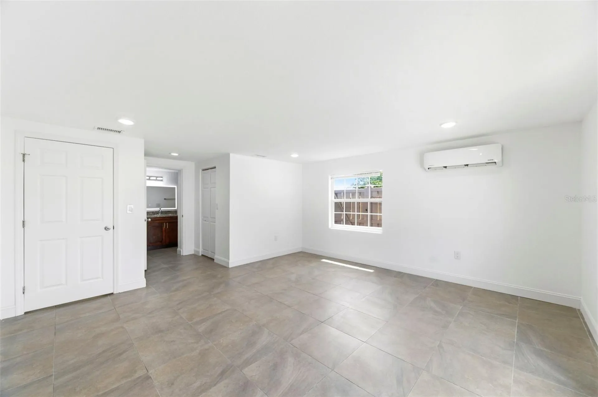 3325 W Shell Point Road Ruskin FL 33570