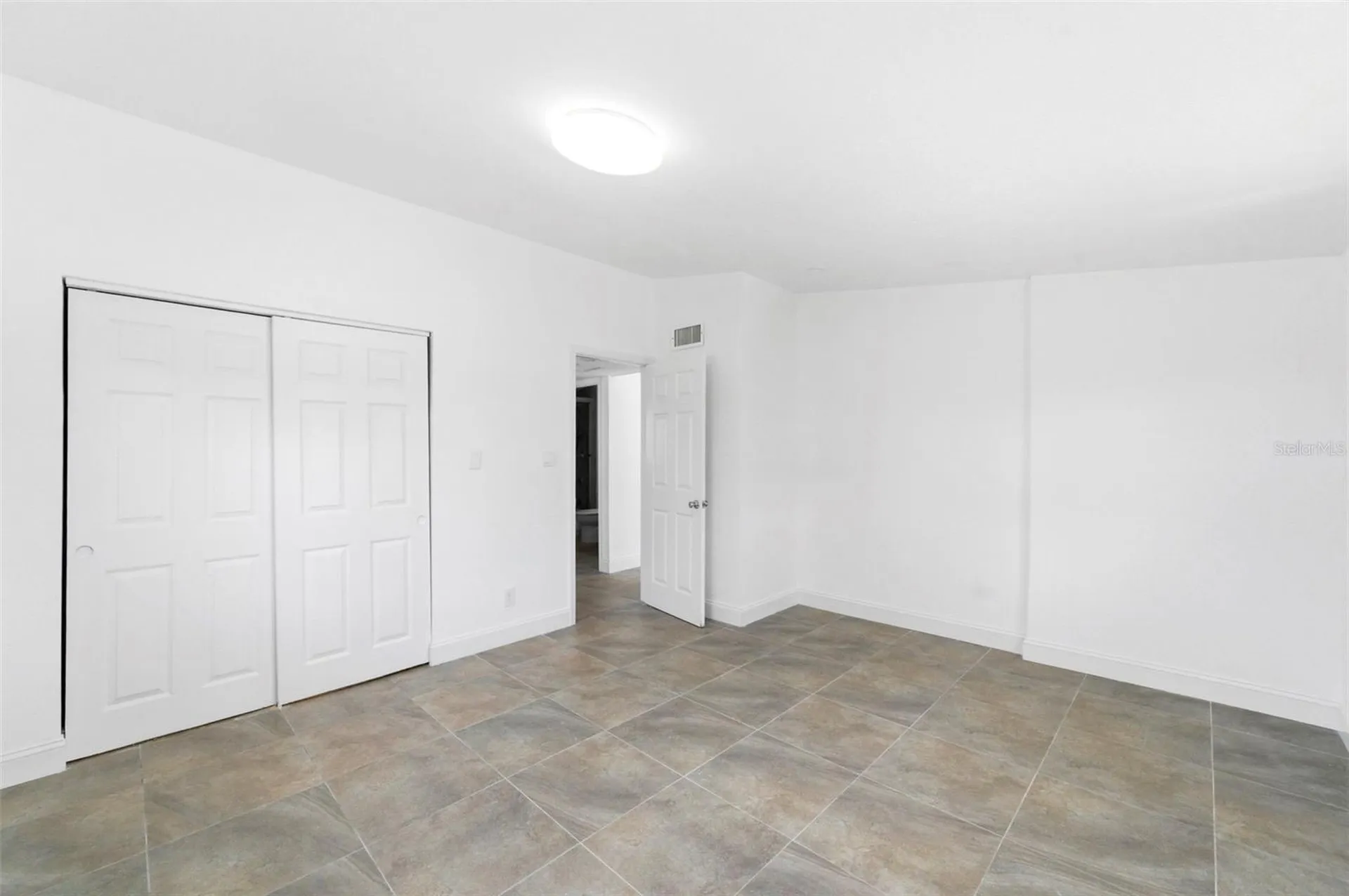3325 W Shell Point Road Ruskin FL 33570