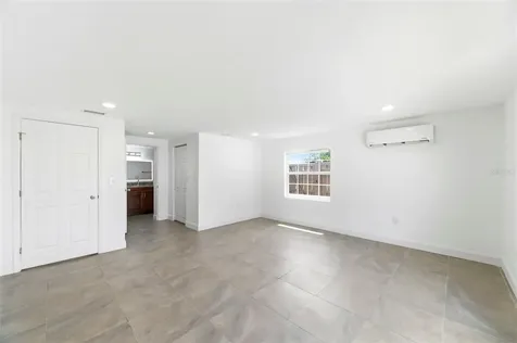 3325 W Shell Point Road Ruskin FL 33570
