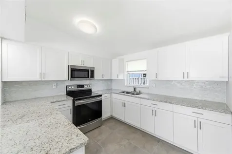 3325 W Shell Point Road Ruskin FL 33570