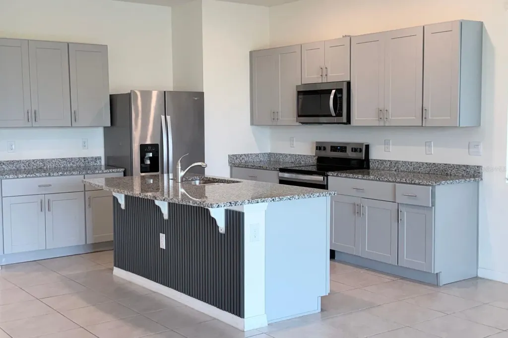 1470 Isleta Loop Kissimmee FL 34741