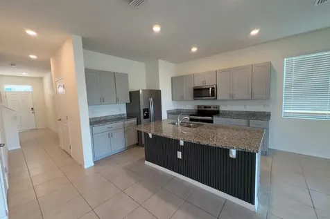 1470 Isleta Loop Kissimmee FL 34741