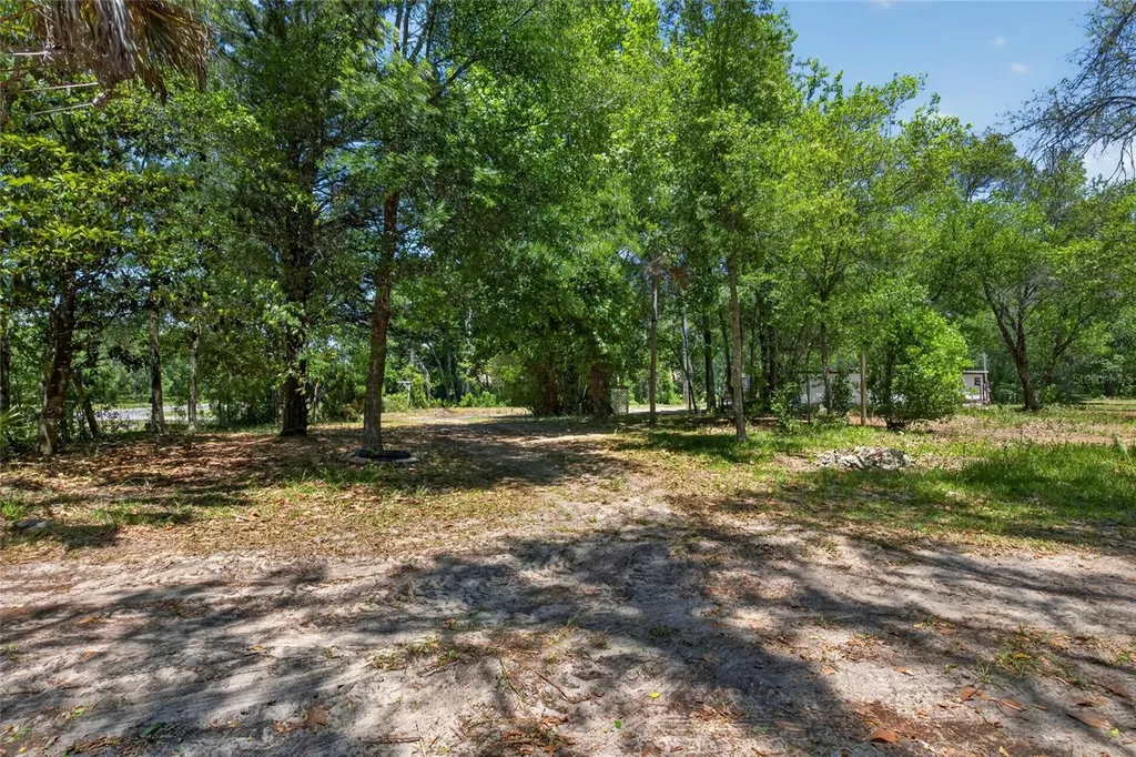 353 N Rock Crusher Road Crystal River FL 34429