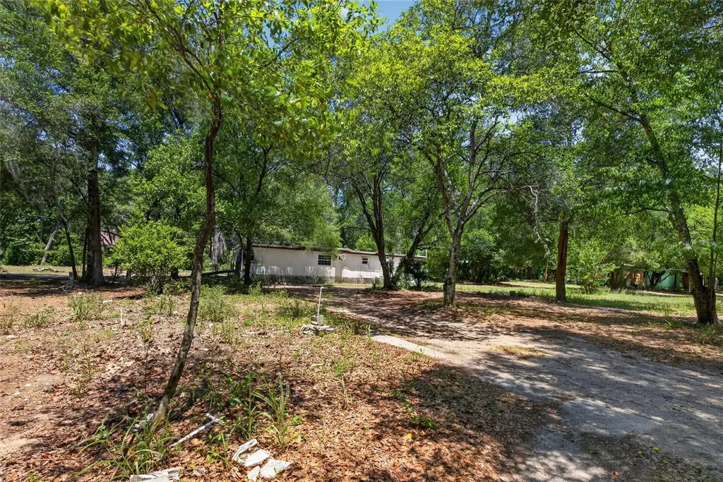 353 N Rock Crusher Road Crystal River FL 34429