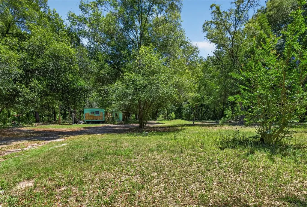 353 N Rock Crusher Road Crystal River FL 34429