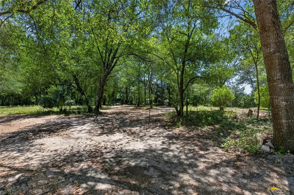 353 N Rock Crusher Road Crystal River FL 34429