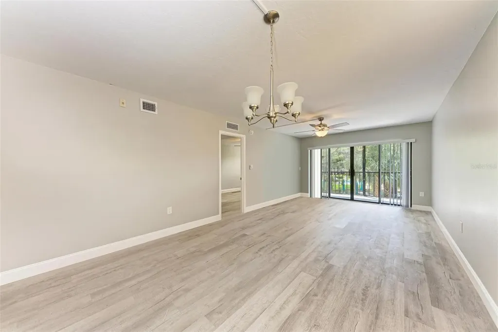 515 30th Avenue W Bradenton FL 34205