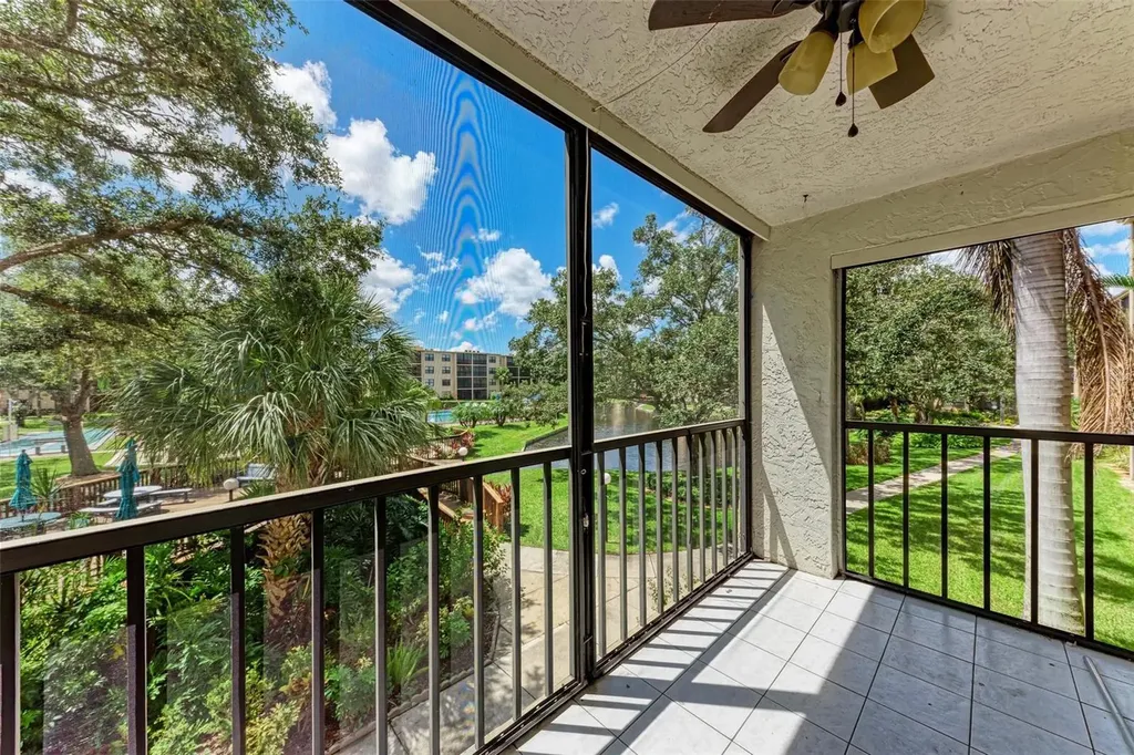 515 30th Avenue W Bradenton FL 34205