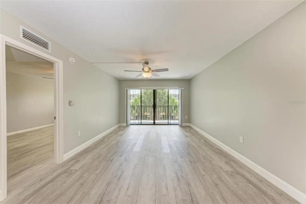 515 30th Avenue W Bradenton FL 34205