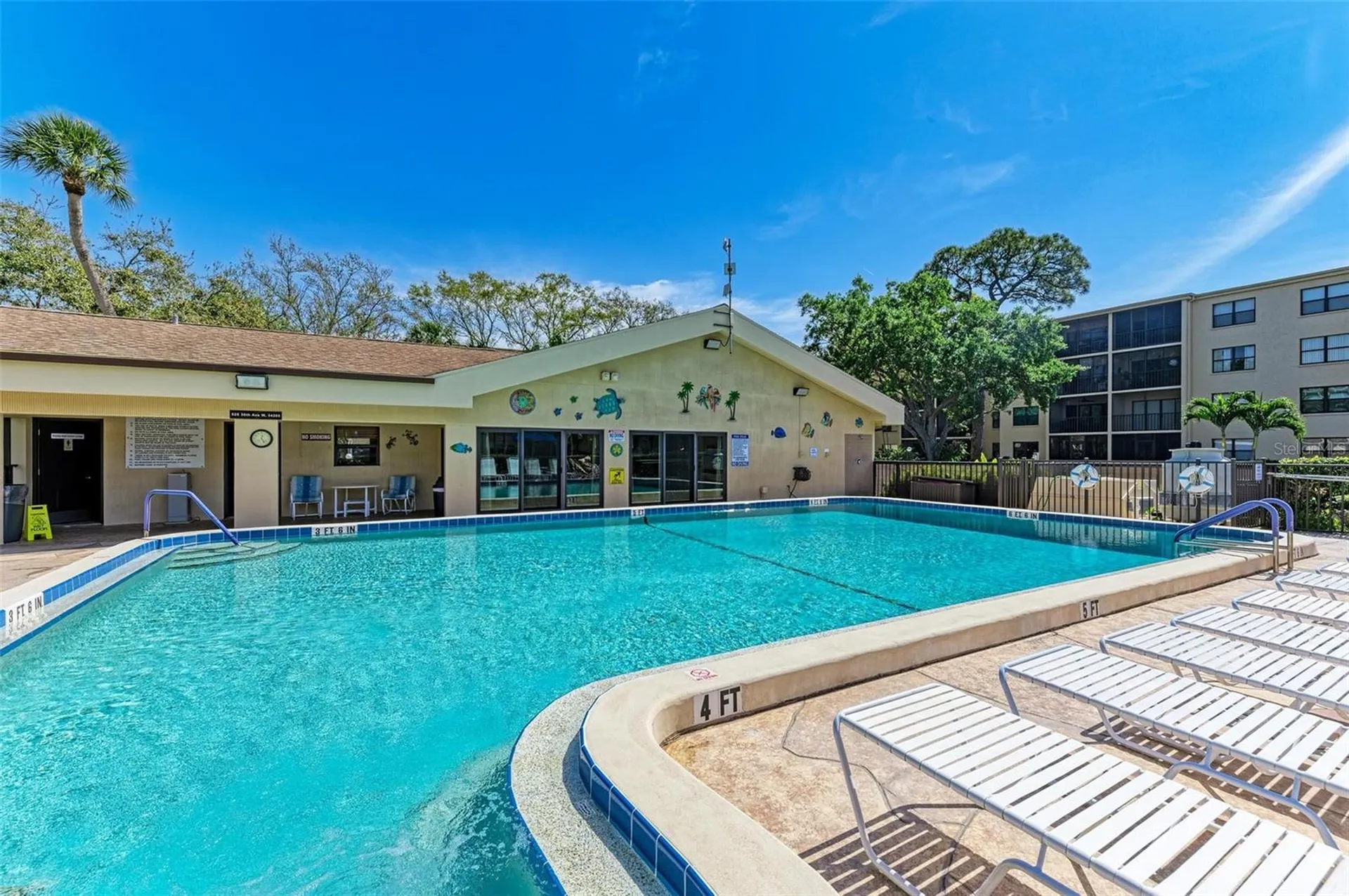 515 30th Avenue W Bradenton FL 34205