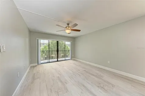 515 30th Avenue W Bradenton FL 34205