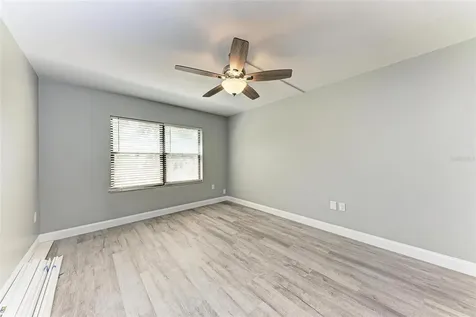 515 30th Avenue W Bradenton FL 34205