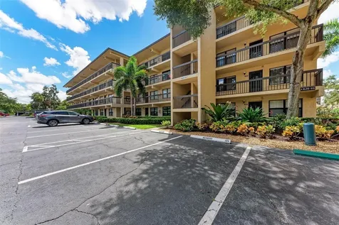 515 30th Avenue W Bradenton FL 34205