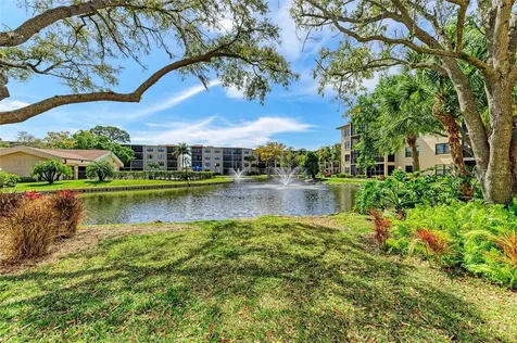 515 30th Avenue W Bradenton FL 34205