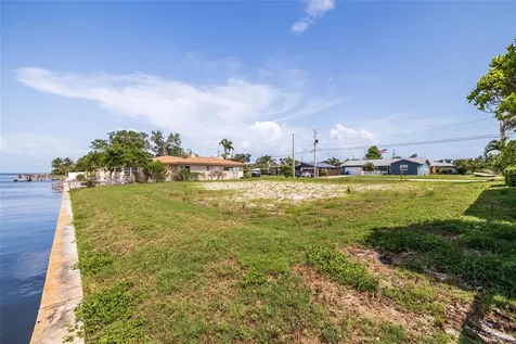 353 22nd Avenue SE St Petersburg FL 33705