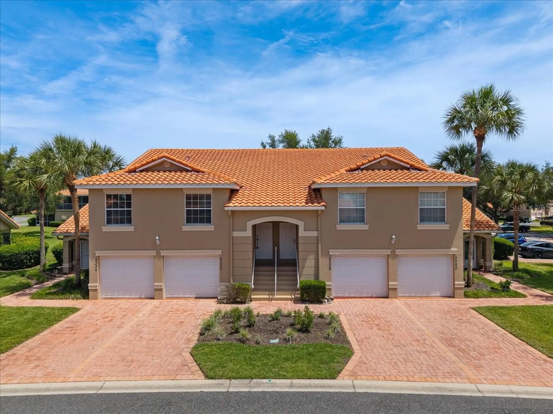 5336 Edgewater Way Oxford FL 34484