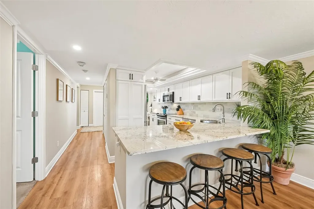5760 Midnight Pass Road Sarasota FL 34242