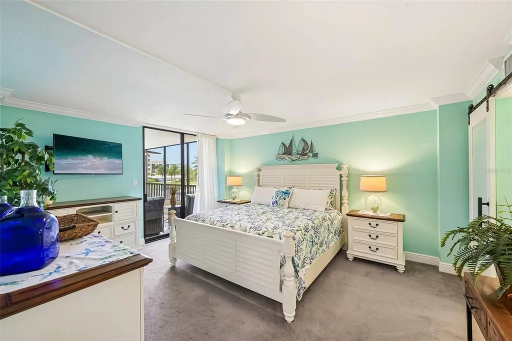 5760 Midnight Pass Road Sarasota FL 34242