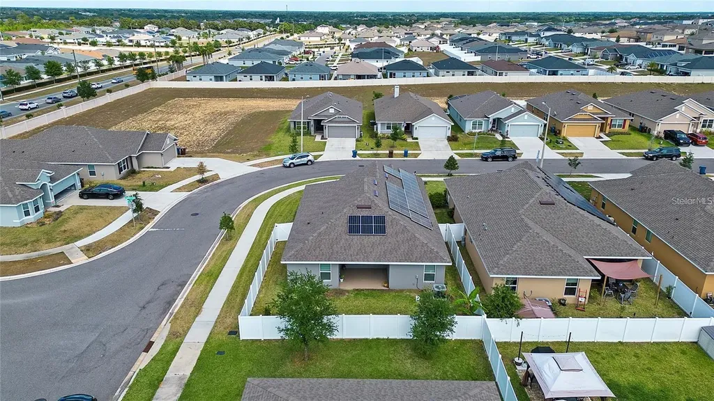 260 Citrus Pointe Drive Haines City FL 33844