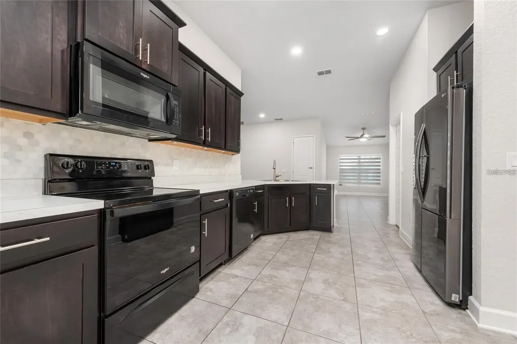 260 Citrus Pointe Drive Haines City FL 33844