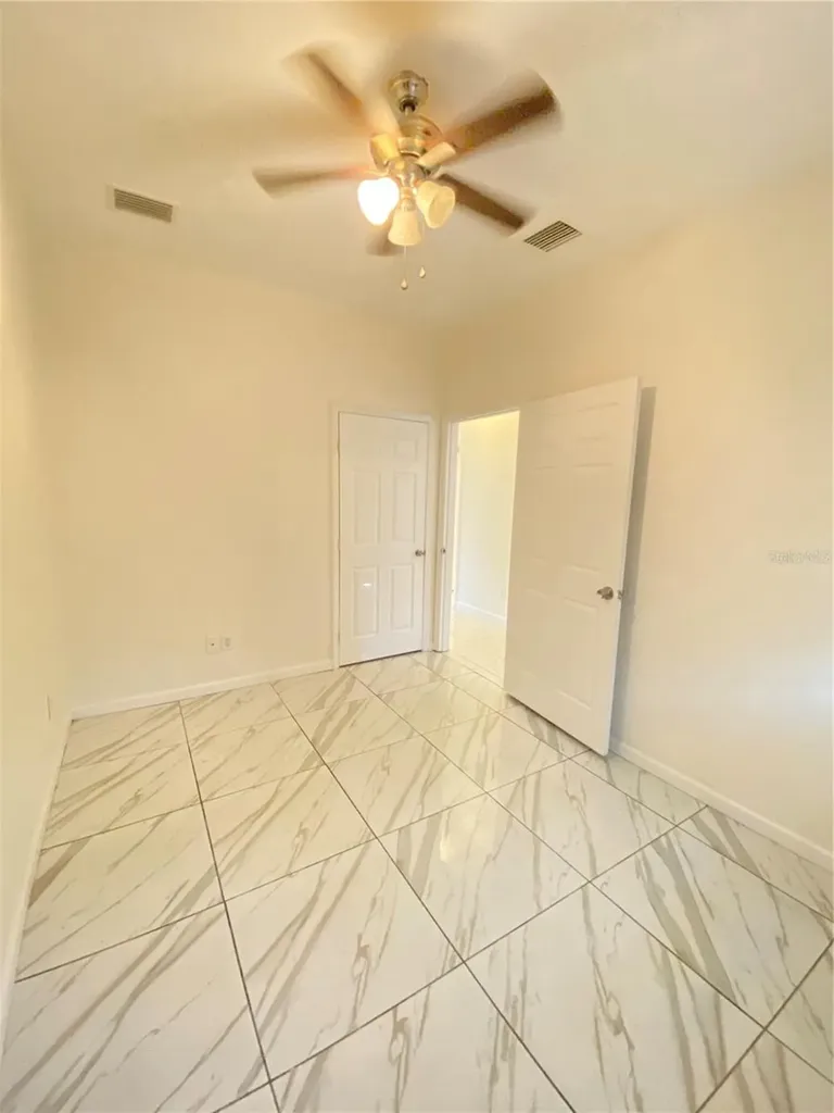 4721 14th Avenue S St Petersburg FL 33711